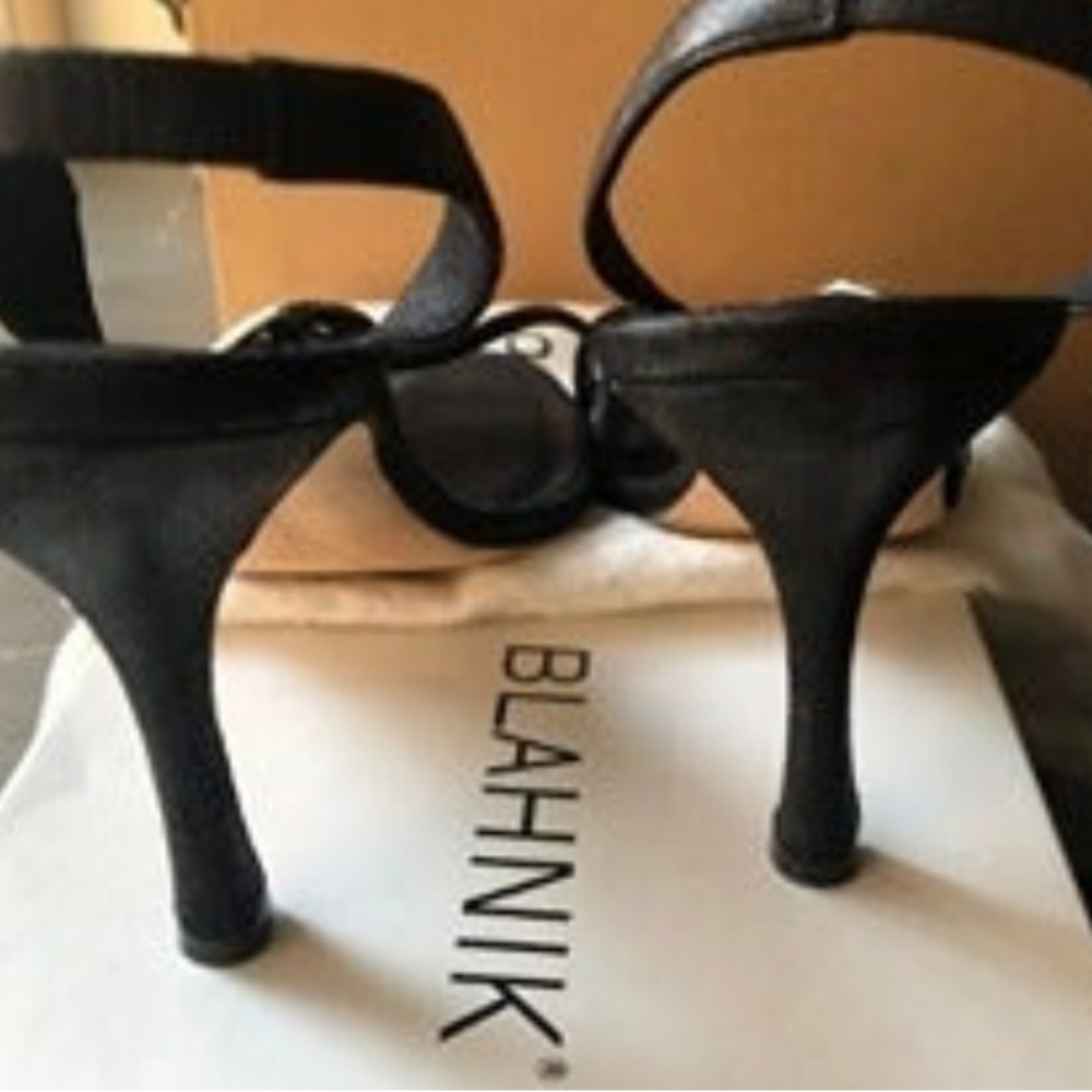 Manolo Blahnik Selunga Silk and Leather Slingback Sandals in Black - Picture 9 of 11